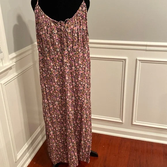 NWOT💕 Beautiful Soft Maxi - Picture 1 of 9
